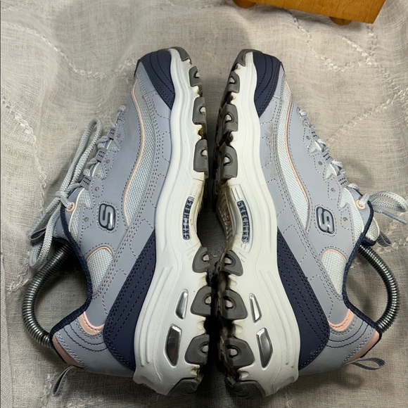 Sketchers Air Cooled memory foam almost NEW sneakers - Picture 8 of 14